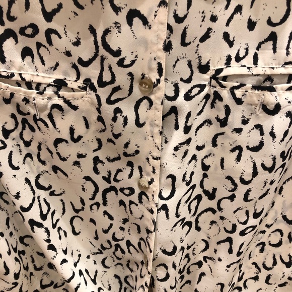 Ark & Co Cream and Black Button Up/Tie Blouse - Picture 6 of 6